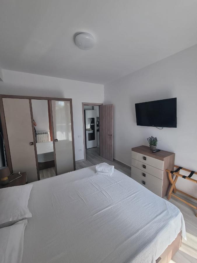 Ferienwohnung Apartament Mivali Năvodari Exterior foto
